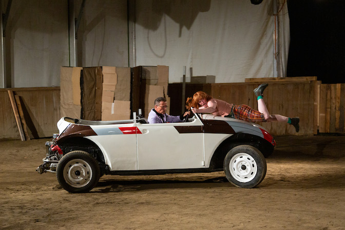 Fotocredit: Rainer Juratti als Spund und Michaela Schauersberger als Salome (Credit: Sofie Hütter)