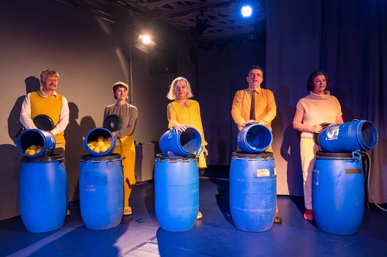 Game Show aus vollen Fässern