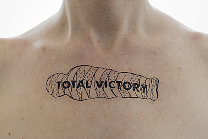 Roee Rosen, "The Gaza War Tattoos" (2024), Fotografie