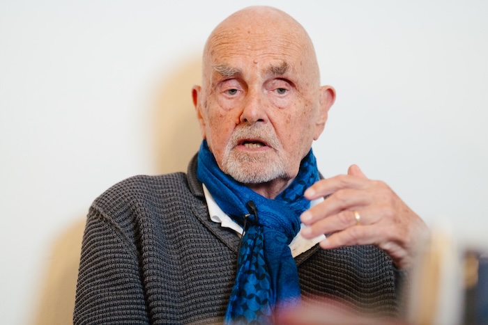 Der Musiker Hans-Joachim Roedelius und Christine Roedelius im Interview mit Sigrun Karre für KUMA.at.