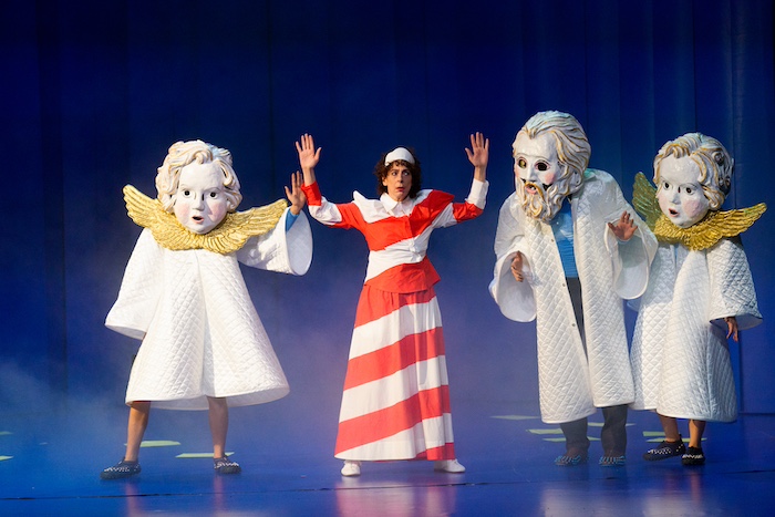Fotocredit: Otiti Engelhardt, Anke Stedingk, Thomas Kramer, Luiza Monteiro. (Credit: Lex Karelly Kritik: Die Hölle auf Erden, Schauspielhaus Graz