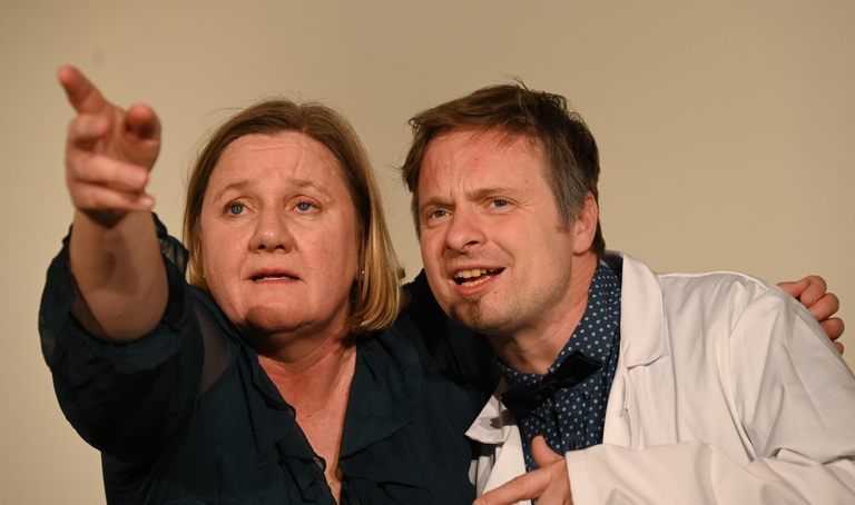 Kritik: Mitten ins Herz, Theater Mariahilf
