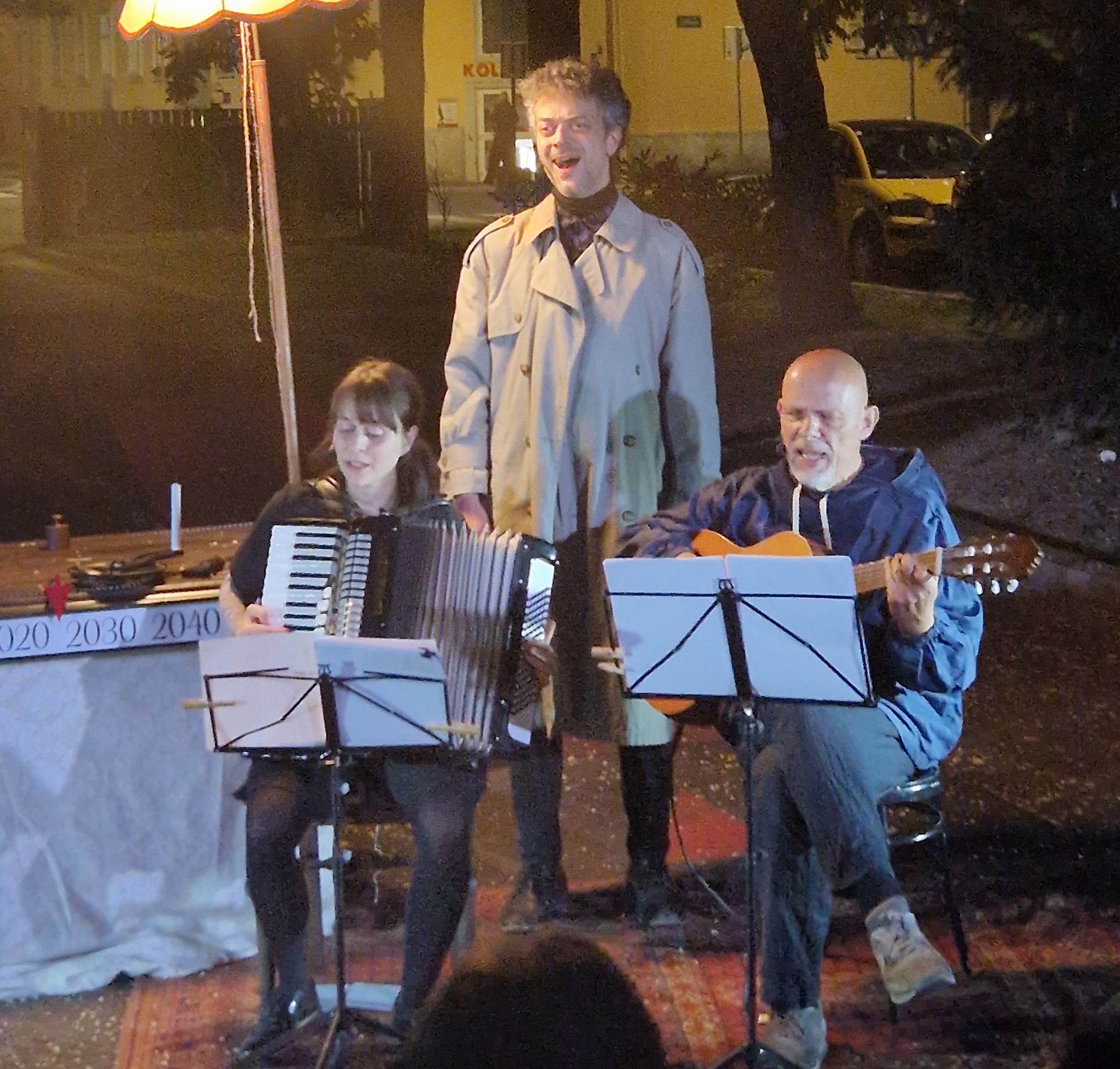 Kritik: Songs about Places: Der Maykäfer, bum bum pieces