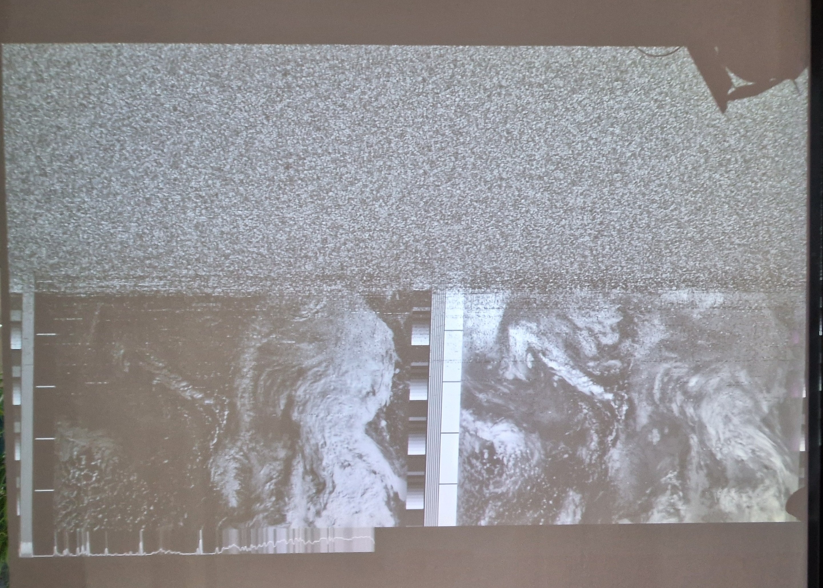 Fotocredit: „An Eye from Above“ von Nicolas Montgermont (Fotocredit:kuma) Ausstellung: Out Of Control im esc medien kunst labor