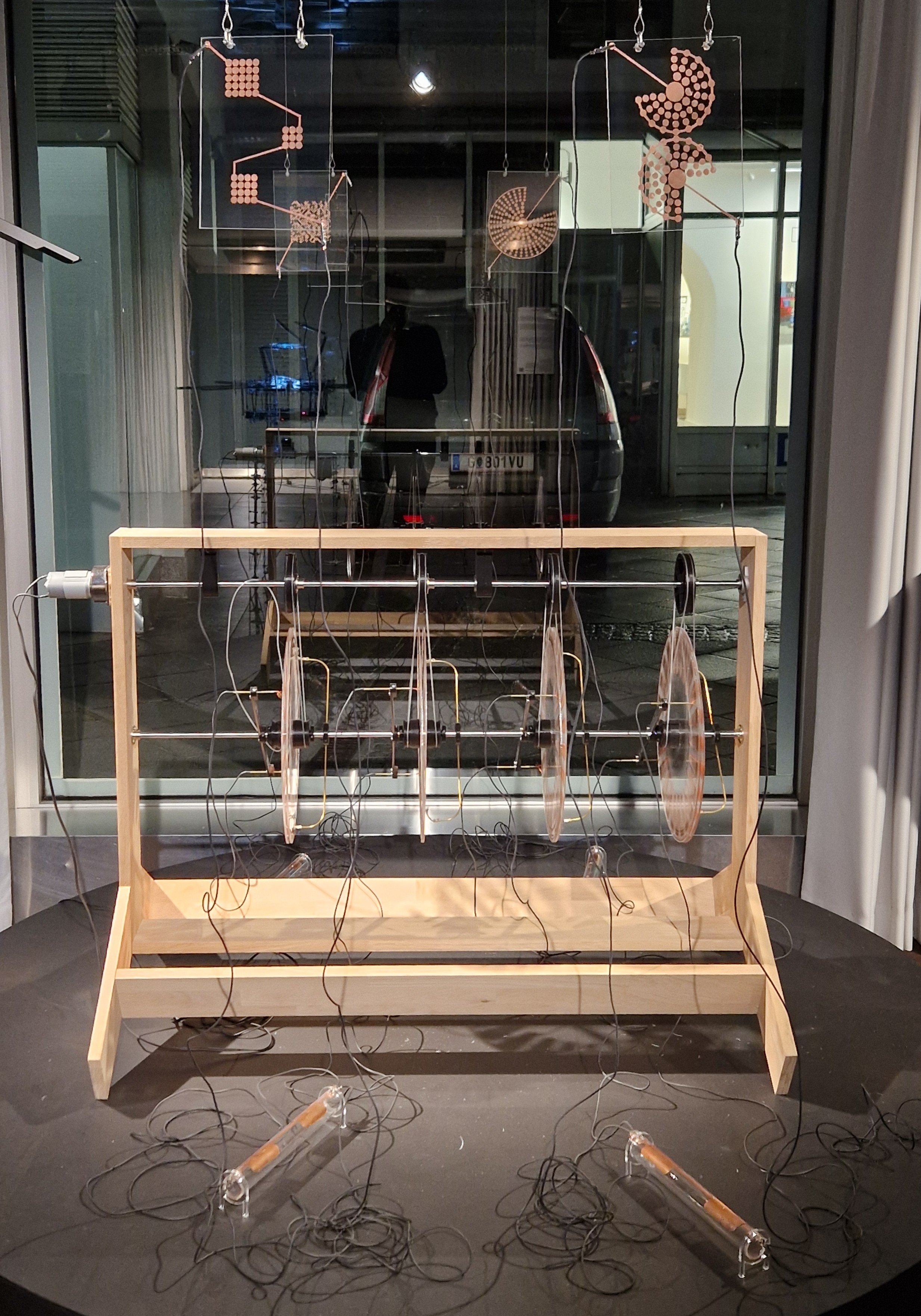 Fotocredit: „In/determinate Grids“ von Lotta Stöver  (Fotocredit:kuma) Ausstellung: Out Of Control im esc medien kunst labor