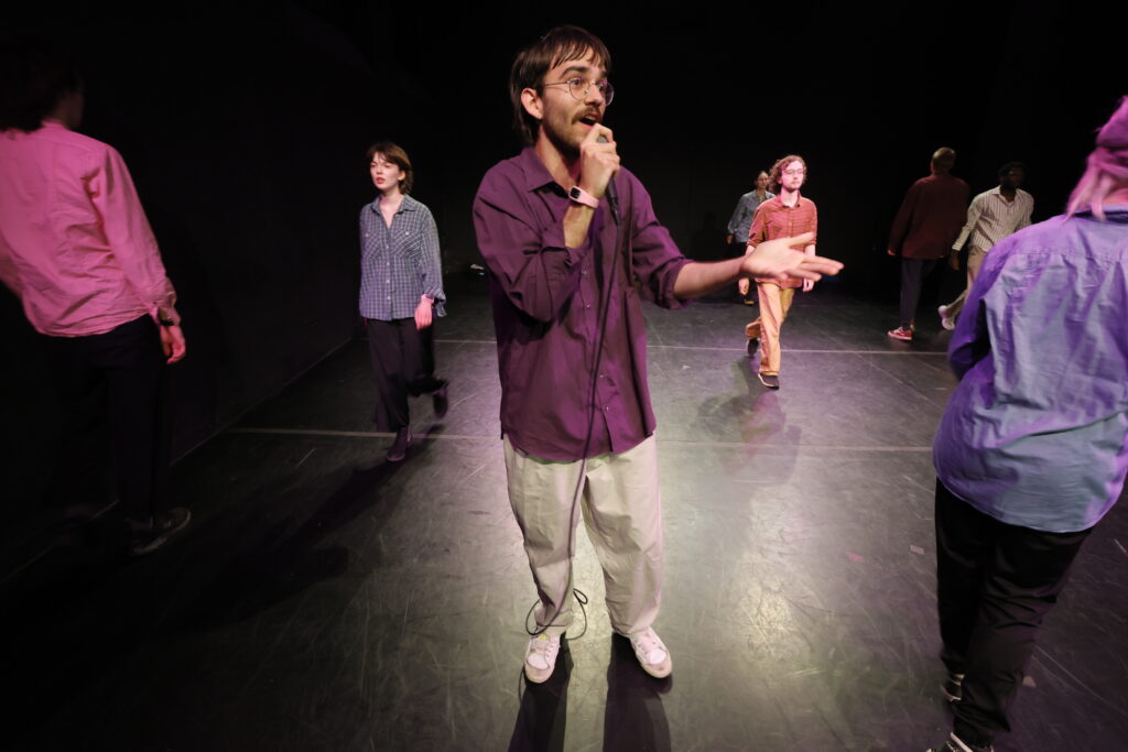 Fotocredit: Fotocredit: Clemens Nestroy "#routinenmaschinen" von der Theaterwerkstatt Teeohneater