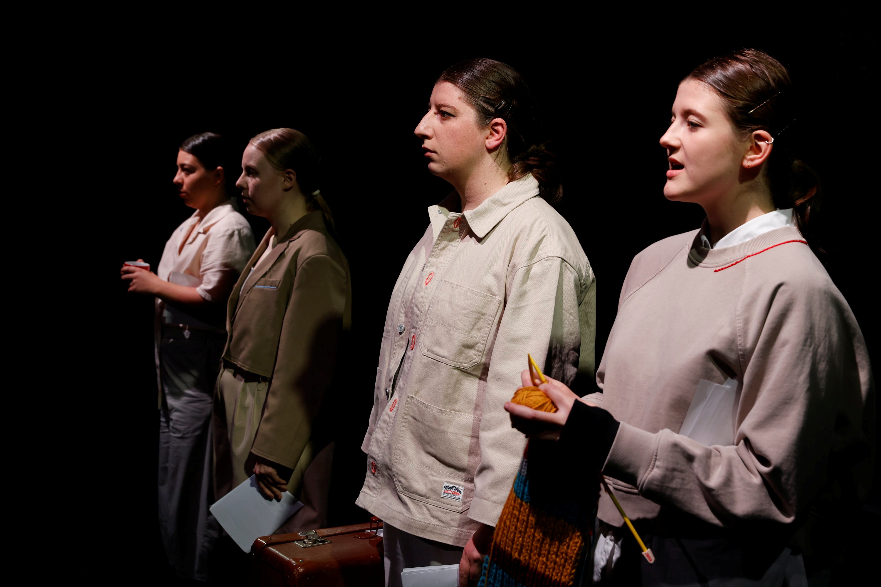 Fotocredit: Nina Dafert, Sarah Zelt, Michaela Tusch, Tessa Rossak (Fotocredit: Clemens Nestroy) „Aging Trouble“ von Follow The Rabbit