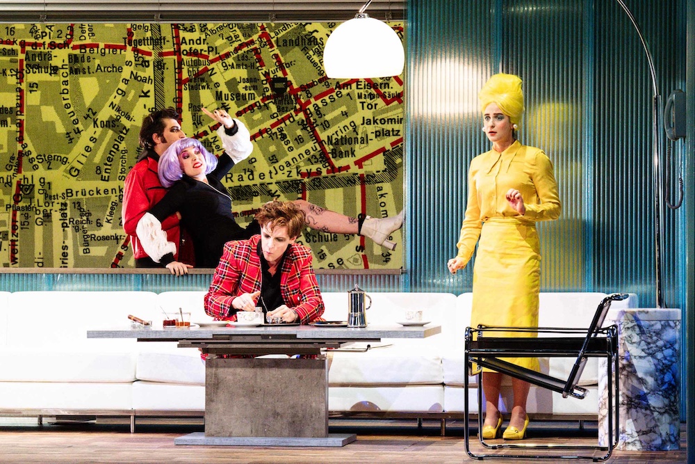 Kritik: Biedermann und die Brandstifter, Next Liberty