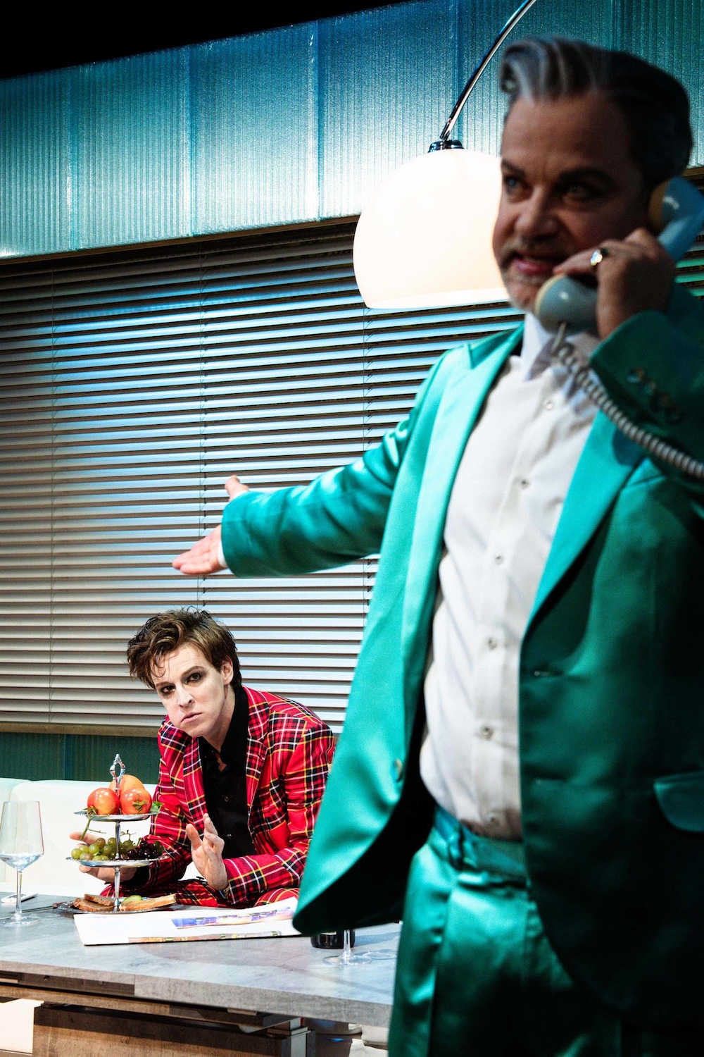 Kritik: Biedermann und die Brandstifter, Next Liberty