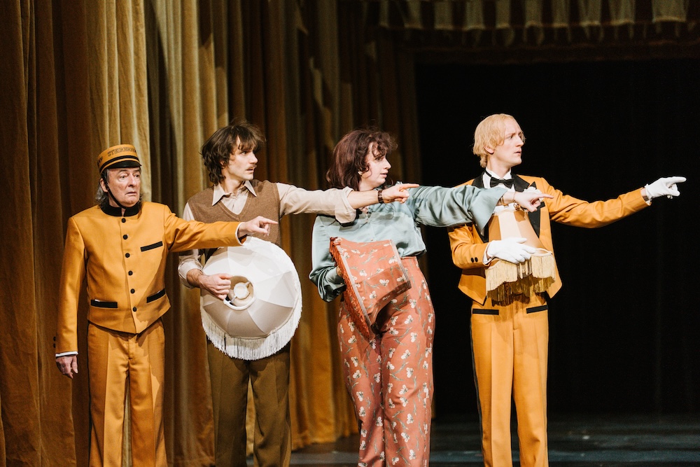 Fotocredit: Rudi Widerhofer, Mario Lopatta, Marielle Layher, Dominik Puhl (c)Lex Karelly Kritik: Gran Hotel Steirerhof, Schauspielhaus Graz