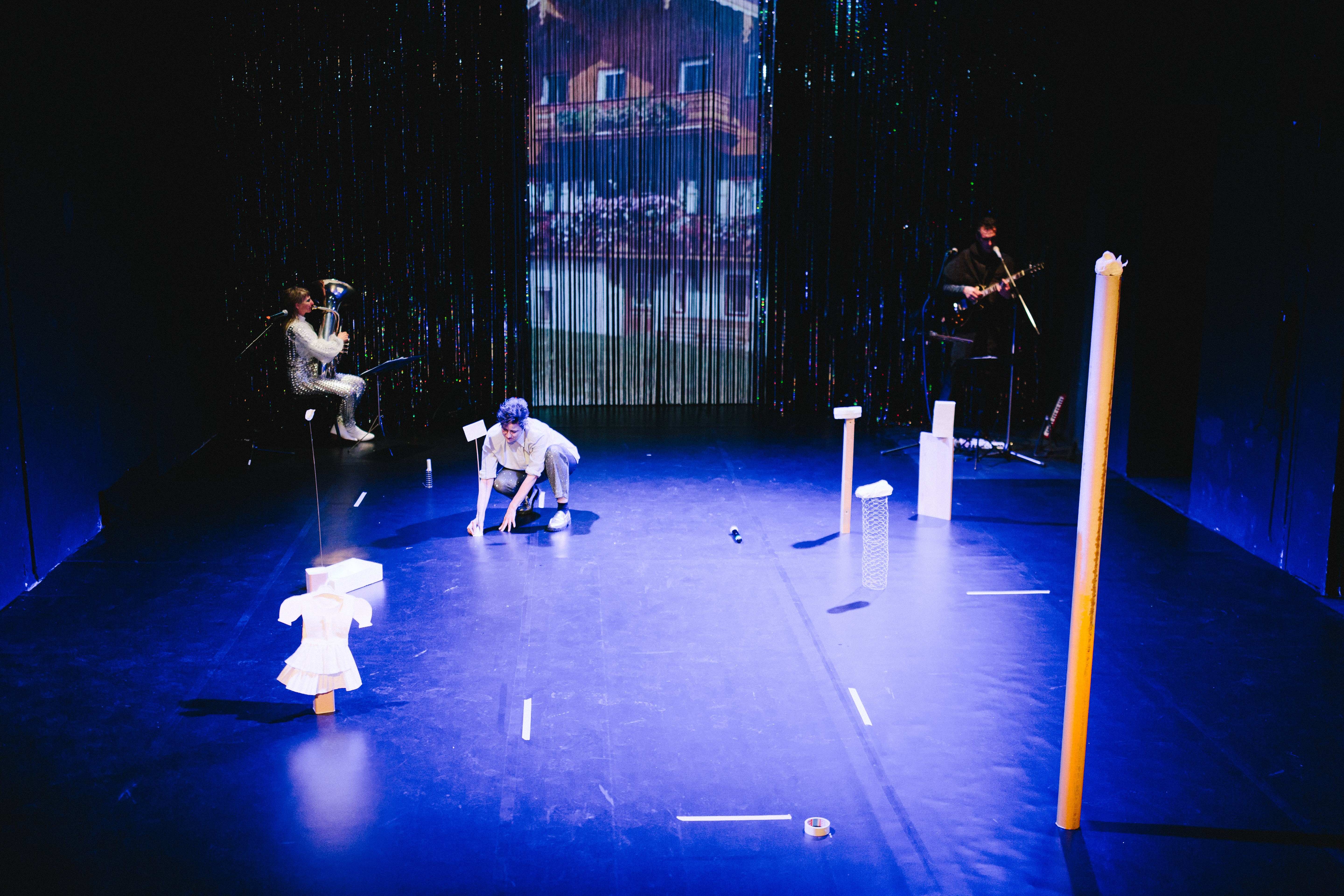 „Testament“ von falsch-Theater als Gastspiel im Theater im Bahnhof