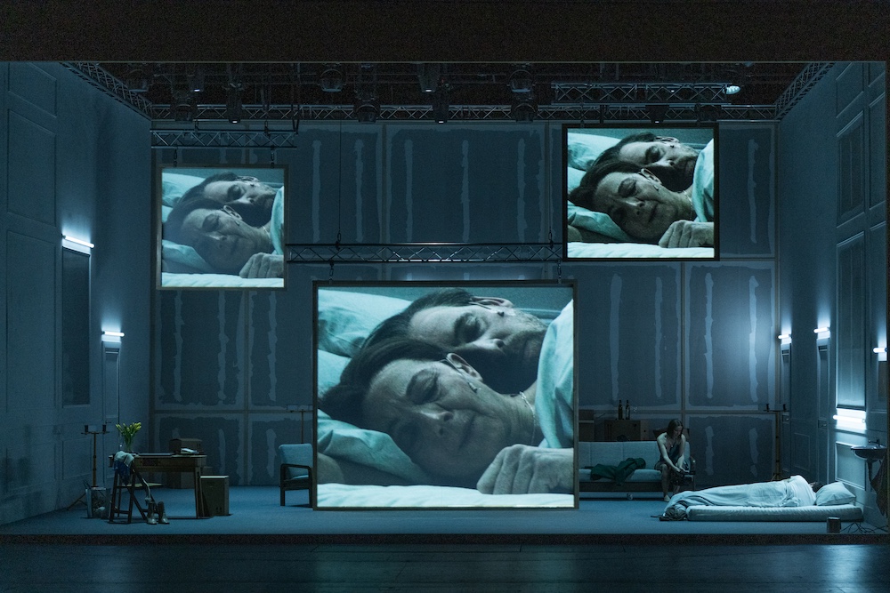 Fotocredit: Olivia Grigolli, Sebastian Schindegger, Sarah Sophia Meyer (Fotocredit: Lex Karelly Kritik: Wir töten Stella, Schauspielhaus Graz