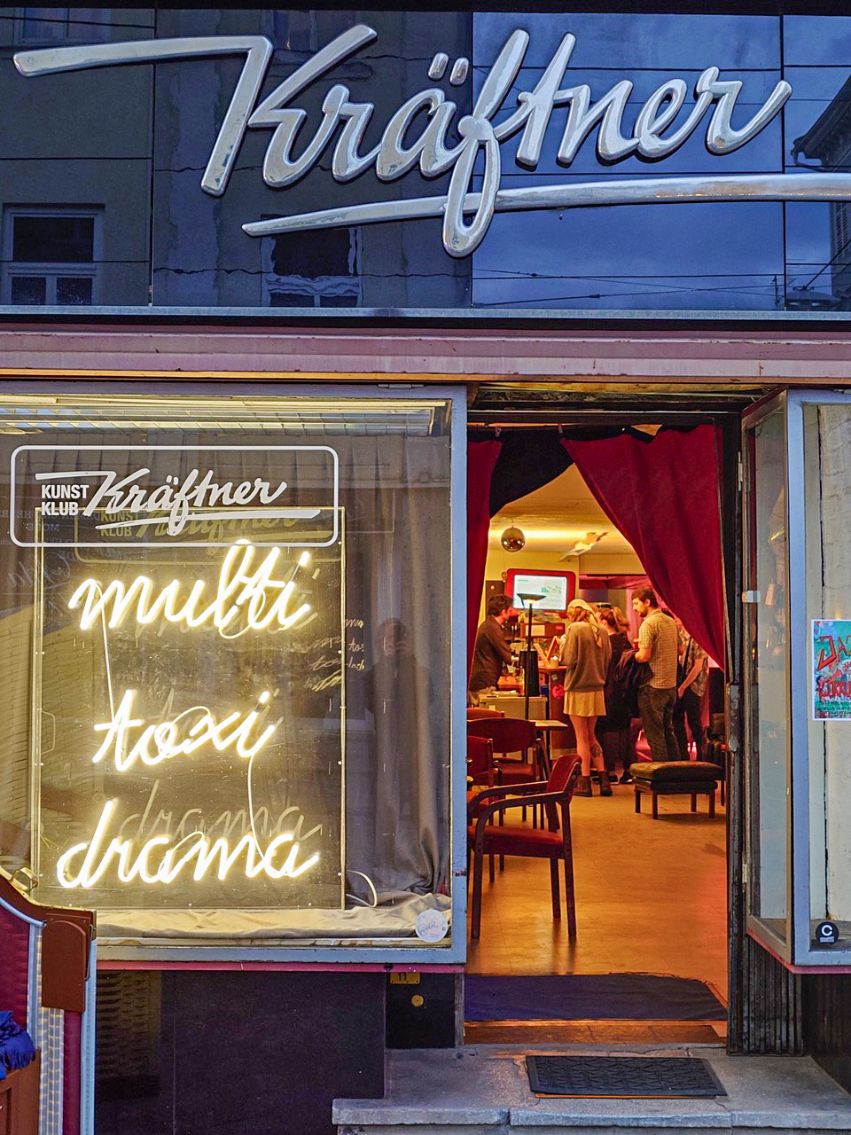 Fotocredit: Fotocredit: Igor F. Petkovic Porträt: Kunst Klub Kräftner