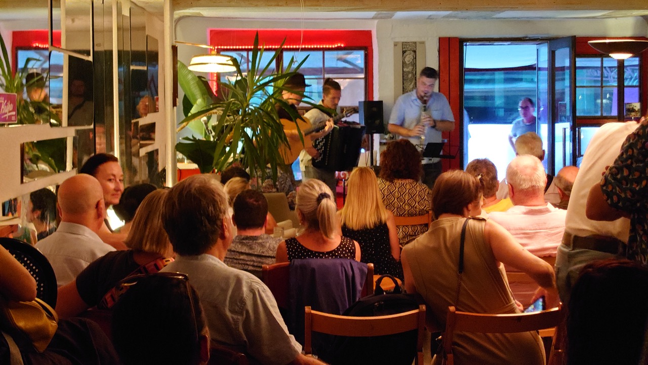 Fotocredit: Fotocredit: Igor F. Petkovic Porträt: Kunst Klub Kräftner