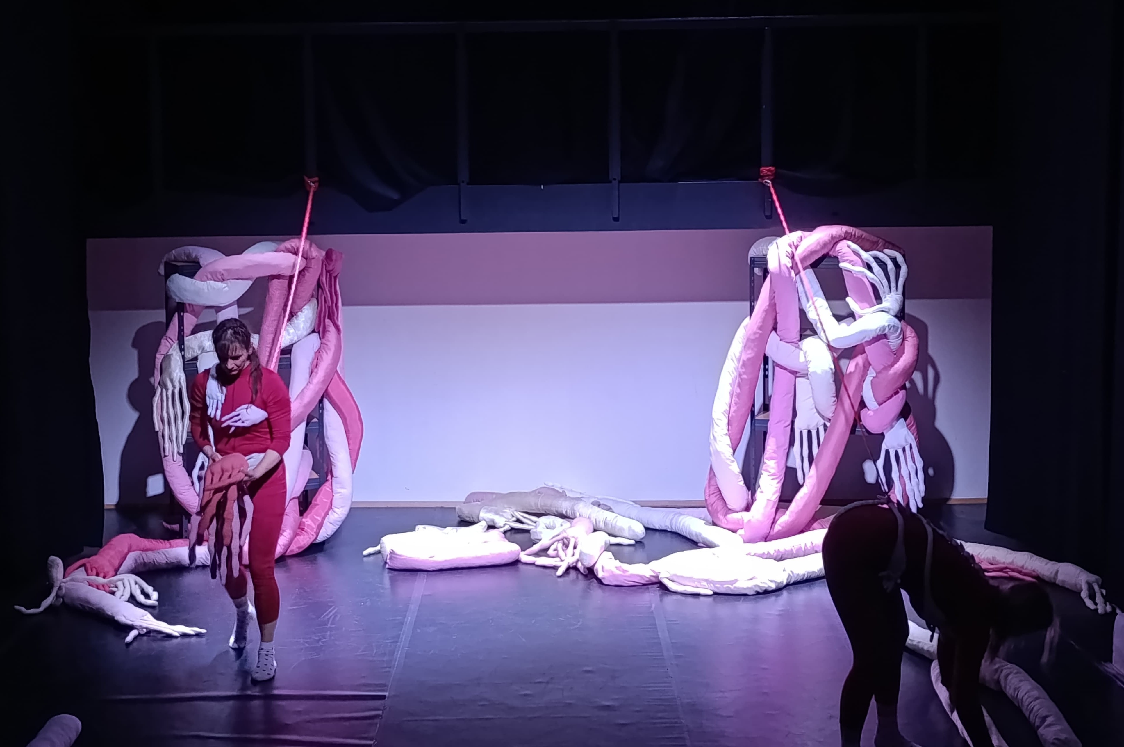 „Du hast es so gewollt“ von der Zweiten Liga für Kunst und Kultur im Theaterhaus