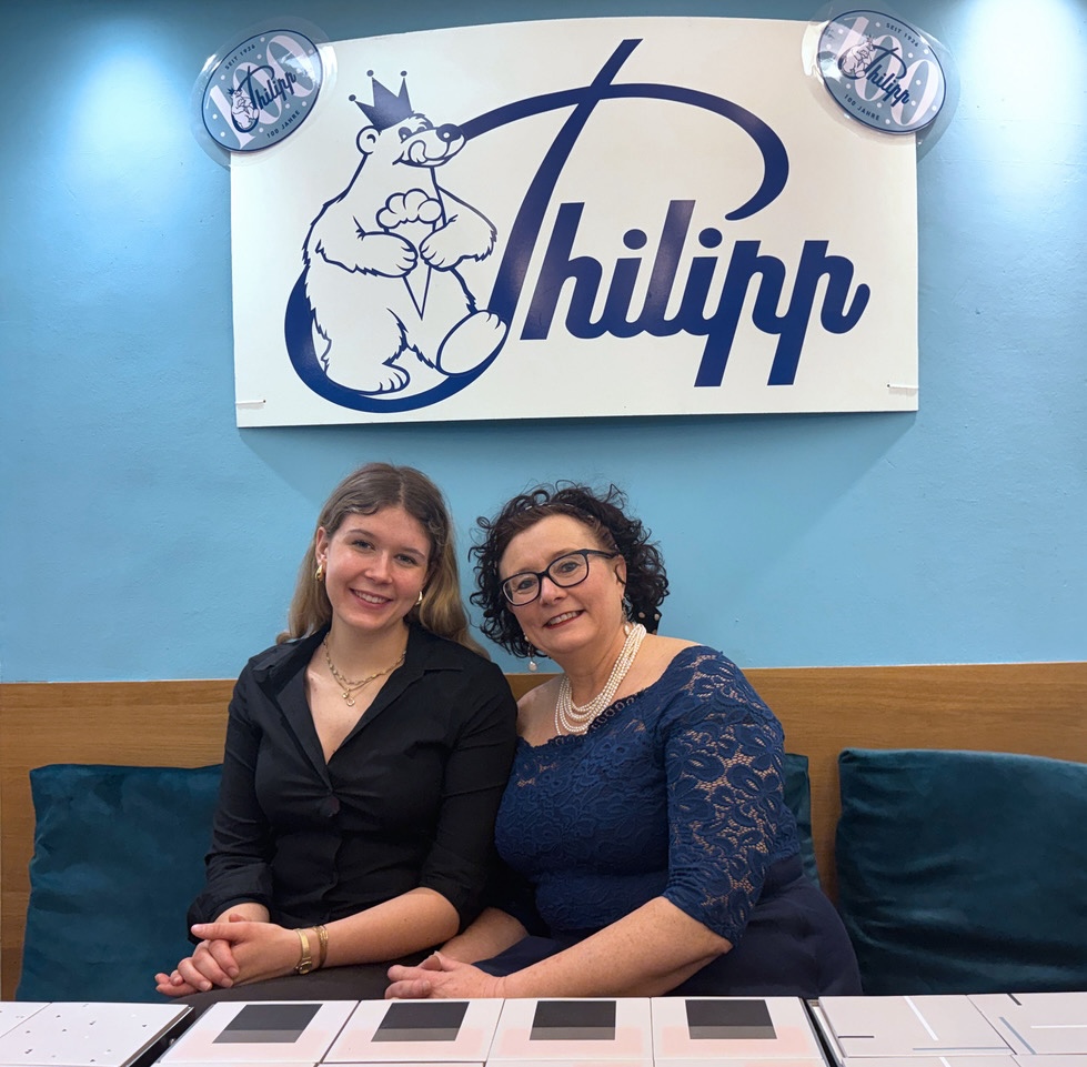 Konditormeisterin Elisabeth Phillip mit ihrer Tochter Lea.