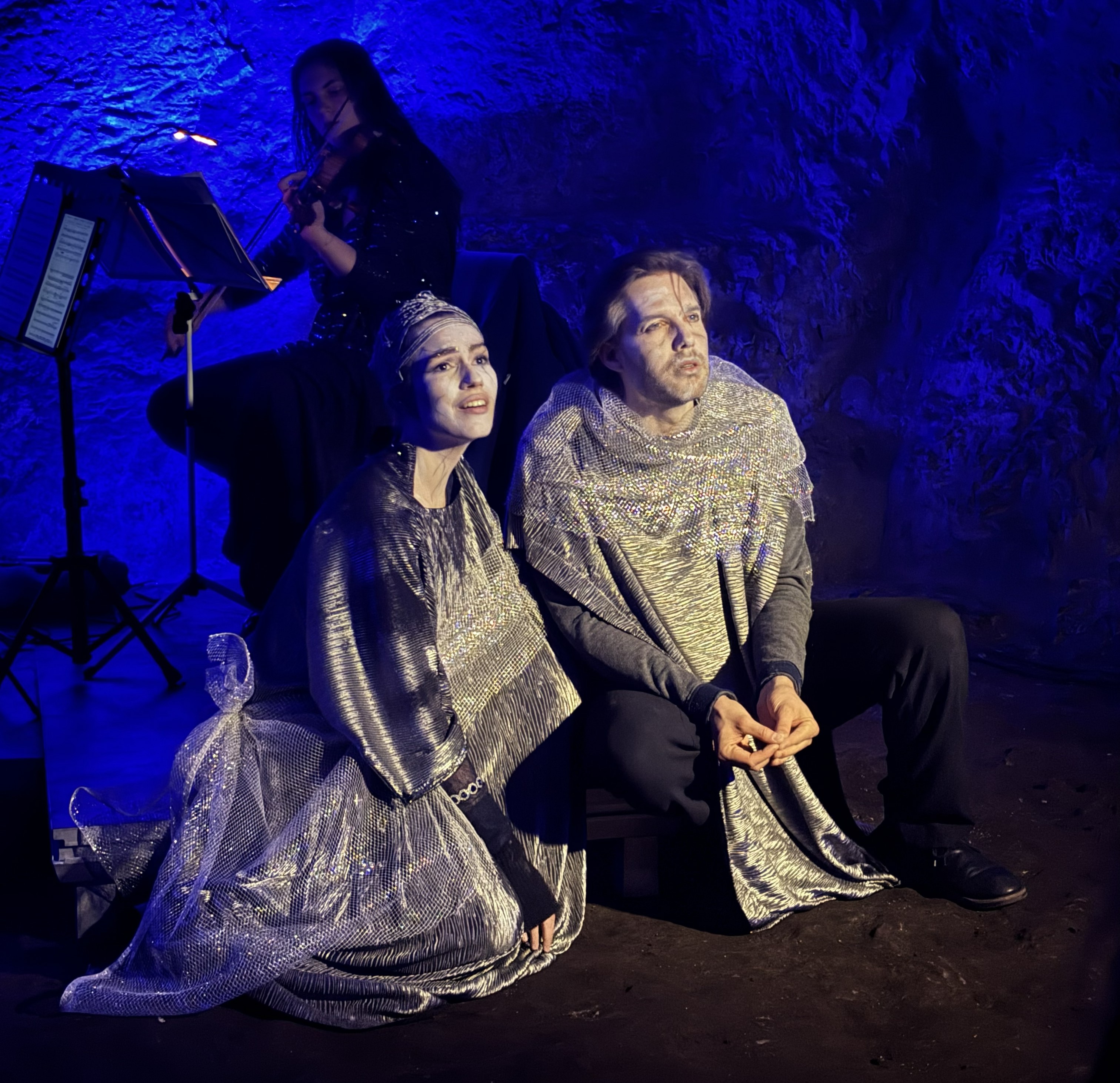 „Story of Stone 2.0” von  Milica Vujadinovic im Kellergewölbe des Theaterhauses