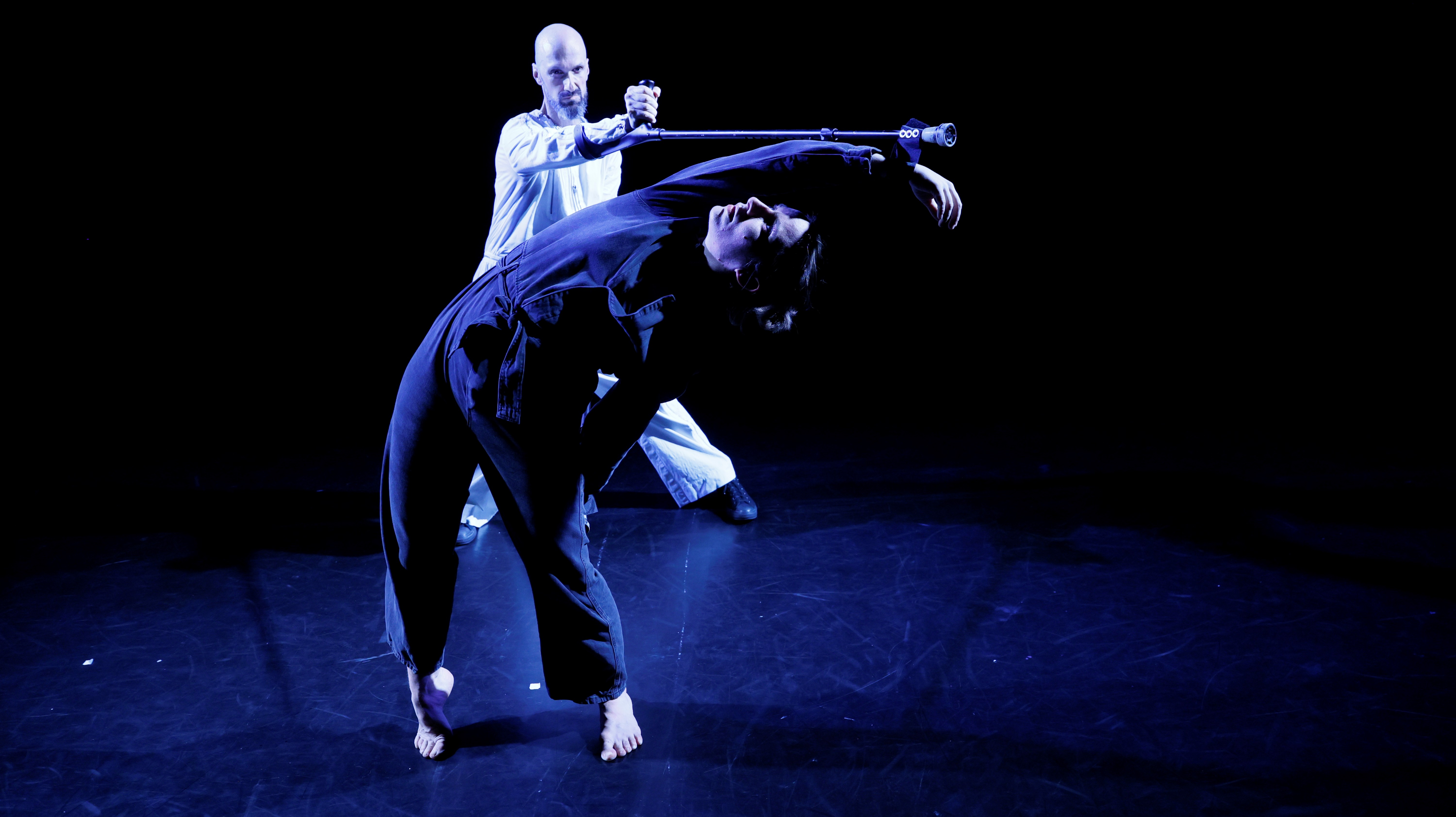 „Fly me to the Moon“ vom Theater Feuerblau im Kristallwerk