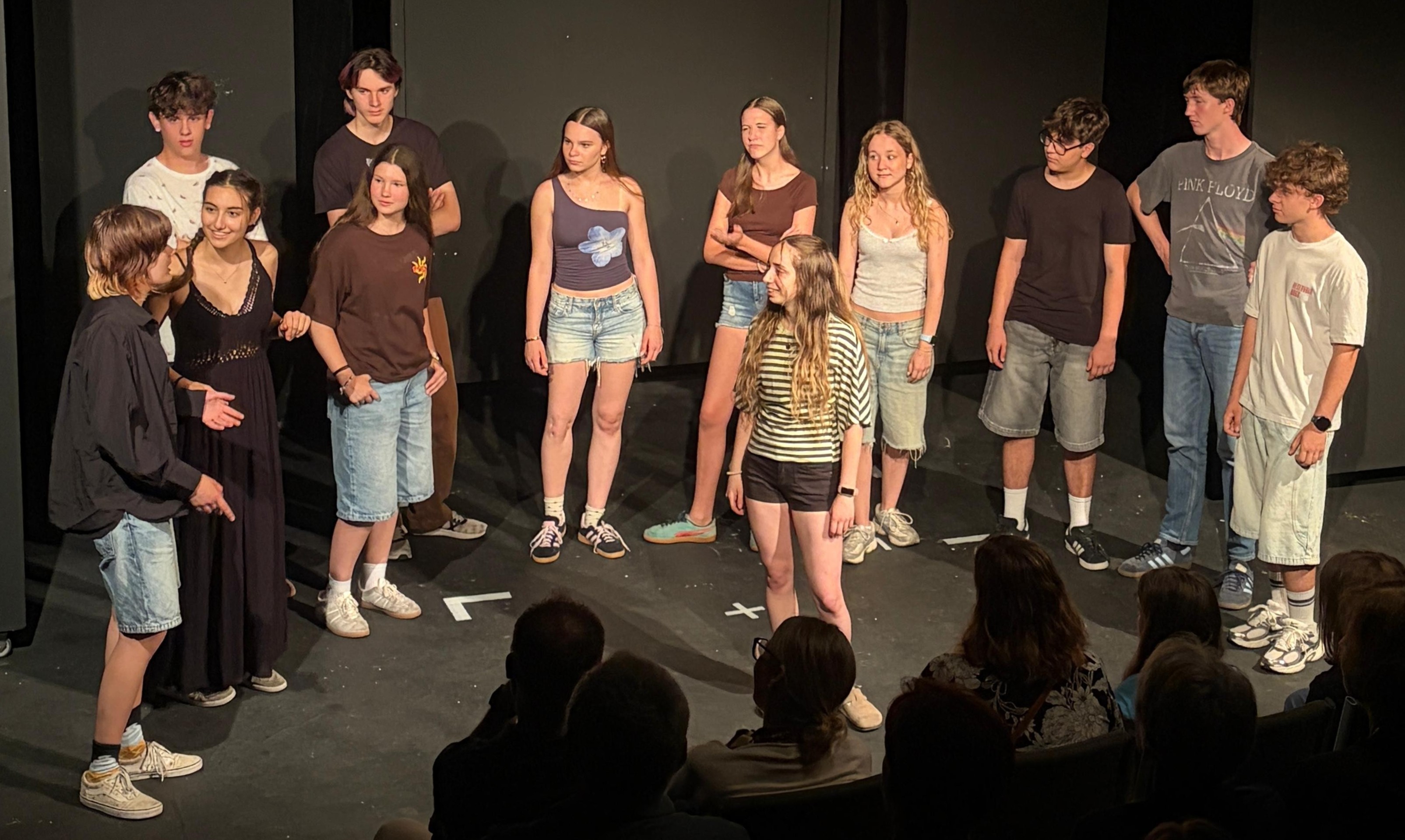 „Die Farbe der Liebe“ entwickelt von den „Kellerkindern 2026“ im Theater im Keller