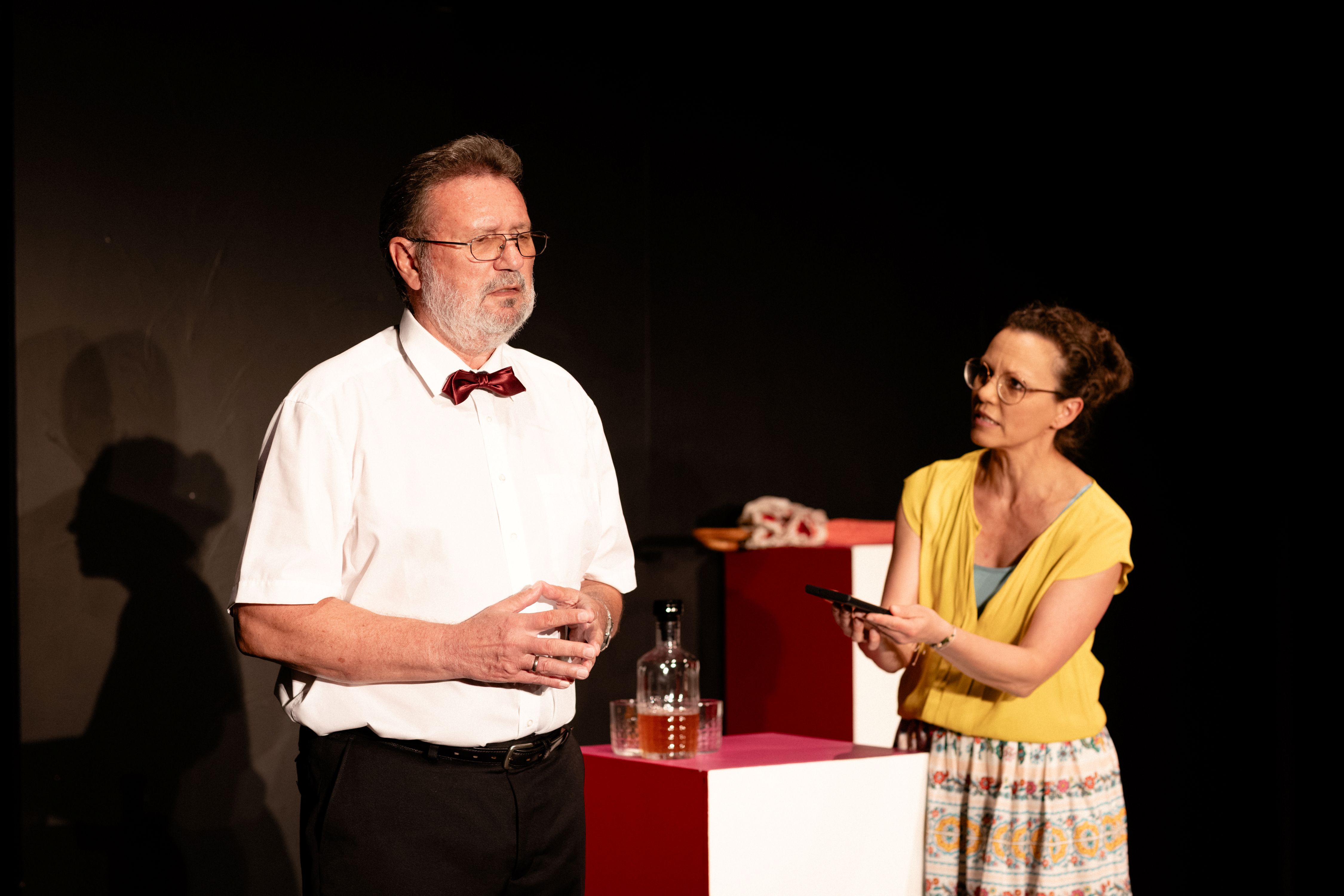 „Frauen sind anders“ vom Theater im Kürbis in der Schlosstenne Burgstall