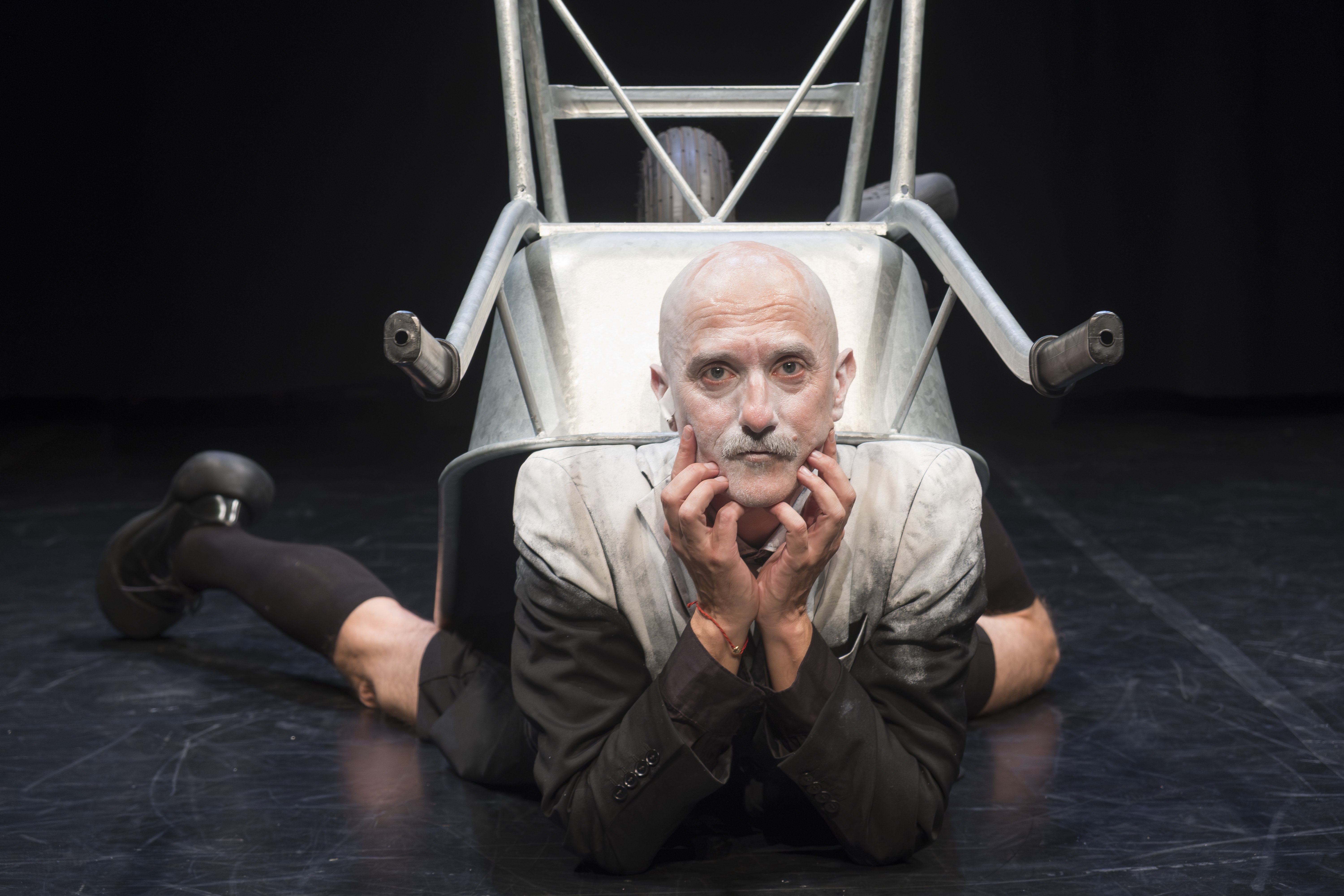 Fotocredit: Alex Deutinger (Fotocredit Kati Göttfried) „Die Rede an die Tiere“ nach dem Text von Valère Novarina von Navaridas & Deutinger im Theaterhaus