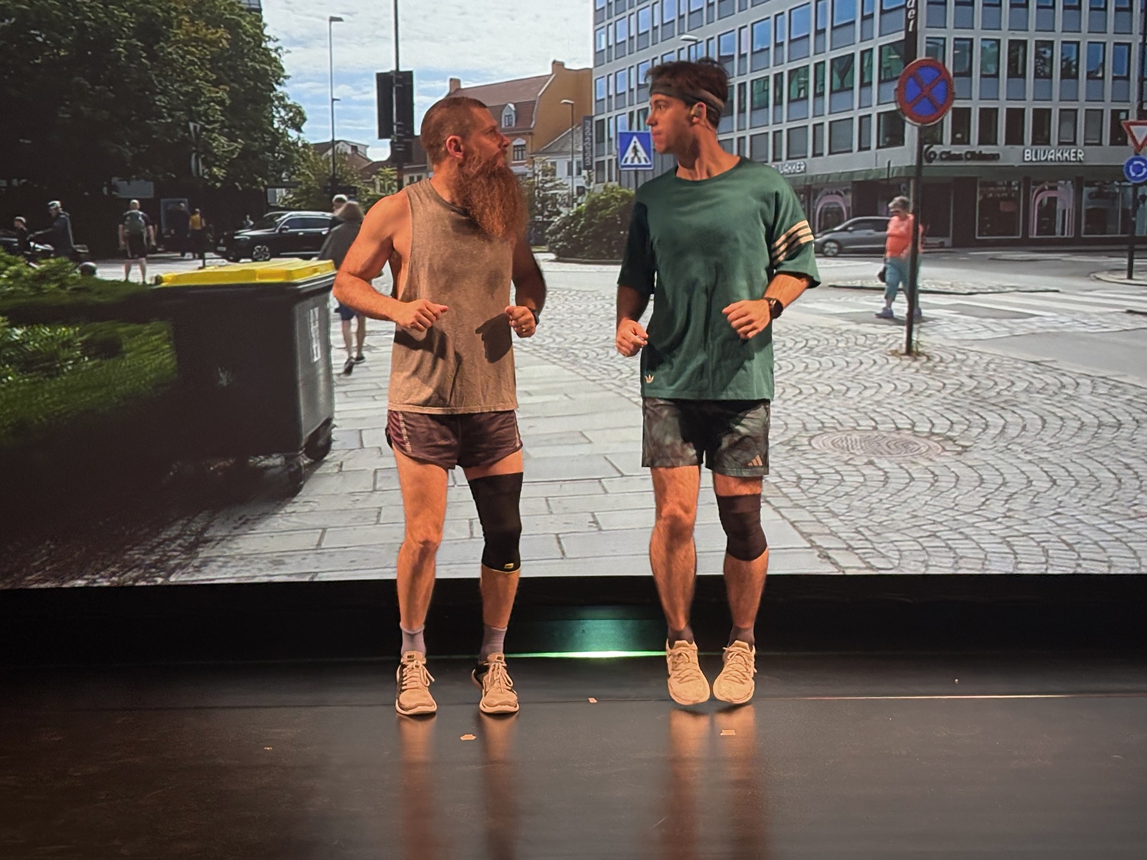 „A Perfect Person” von Gabel Eiben im Gold & Pech Theater