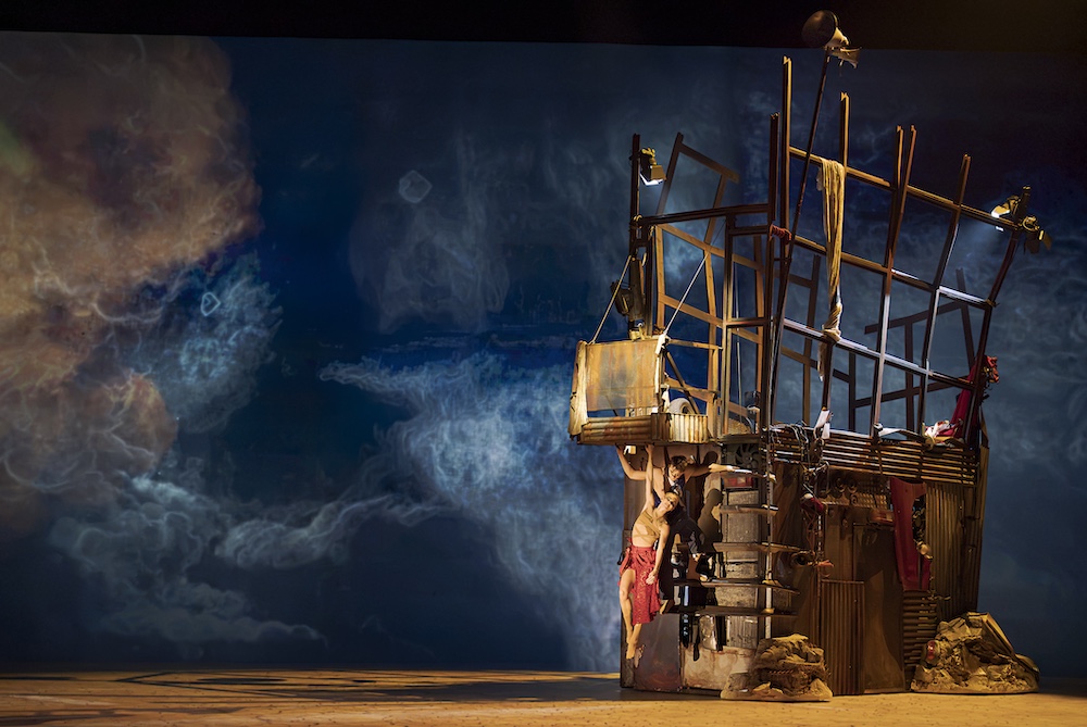 Fotocredit: Gionata Sargentini als Romeo und Kirsty Clarke als Julia. (Fotocredit: Werner Kmetitsch)